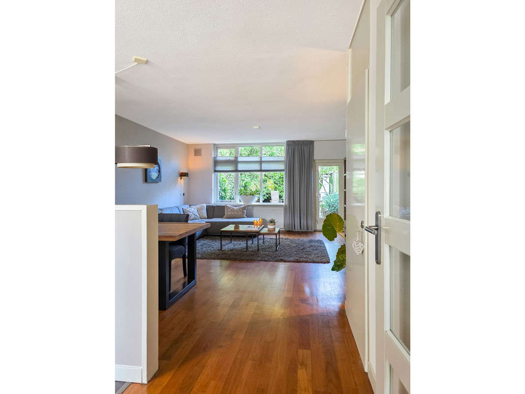 Hoekwoning te koop: Godfried Bomansstraat 80, Hengelo