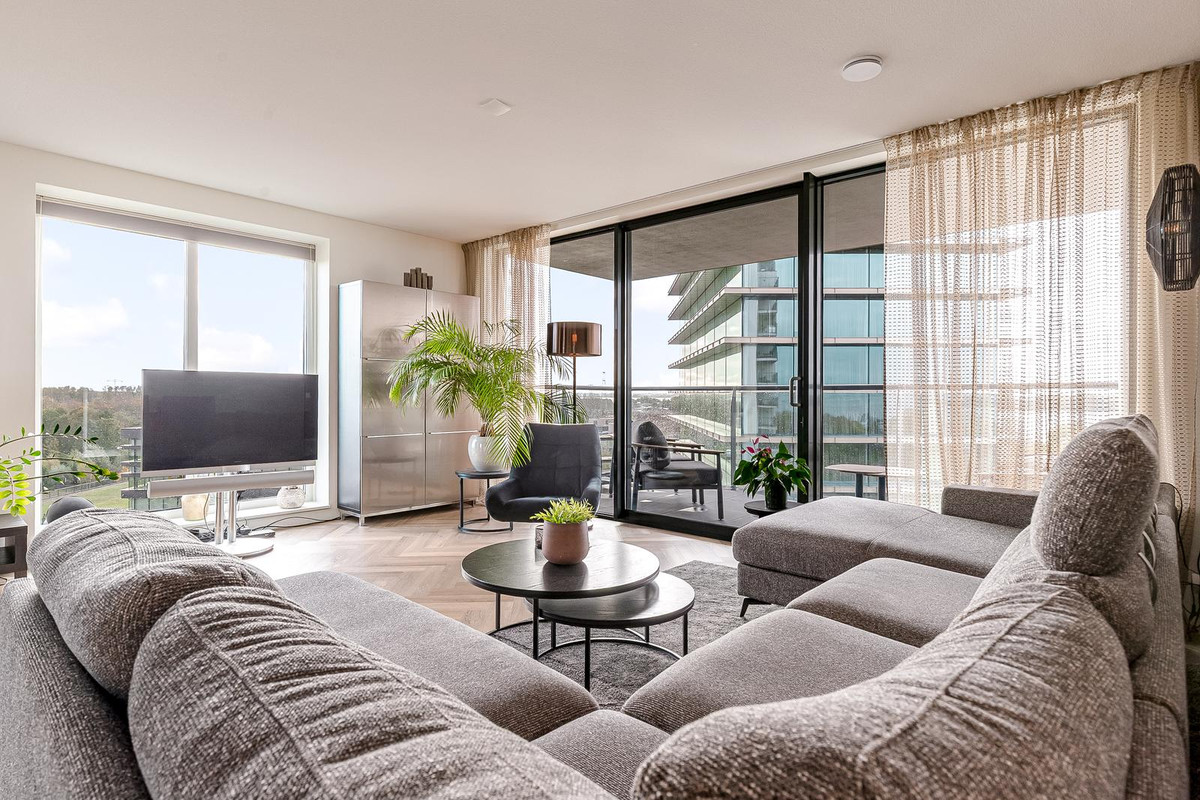 Appartement te koop: Zeeduinweg 428, Almere