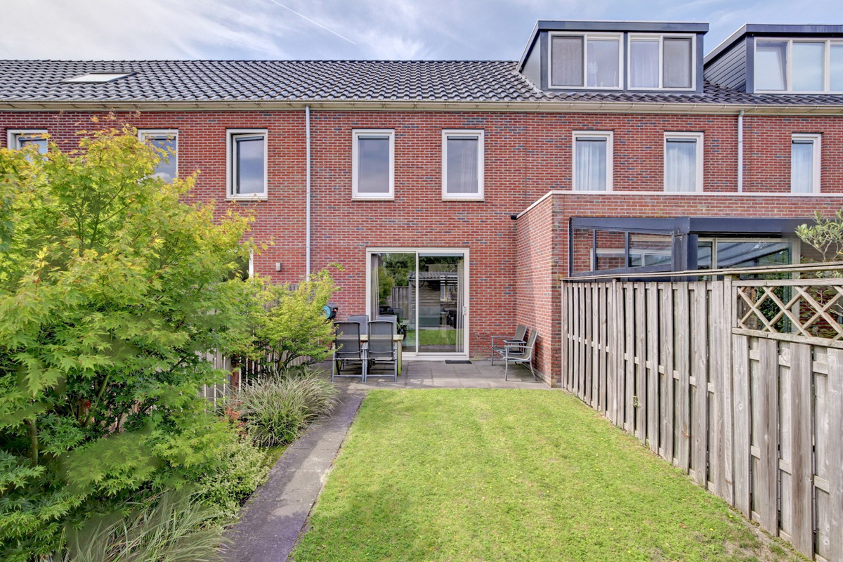 Tussenwoning te koop: Grote Waard 40, Zwaag