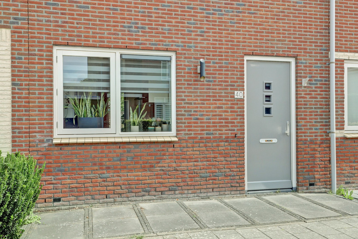 Tussenwoning te koop: Grote Waard 40, Zwaag