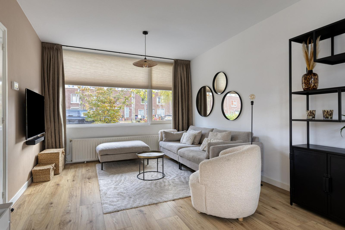 Tussenwoning te koop: Dr. Struyckenstraat 240, Breda