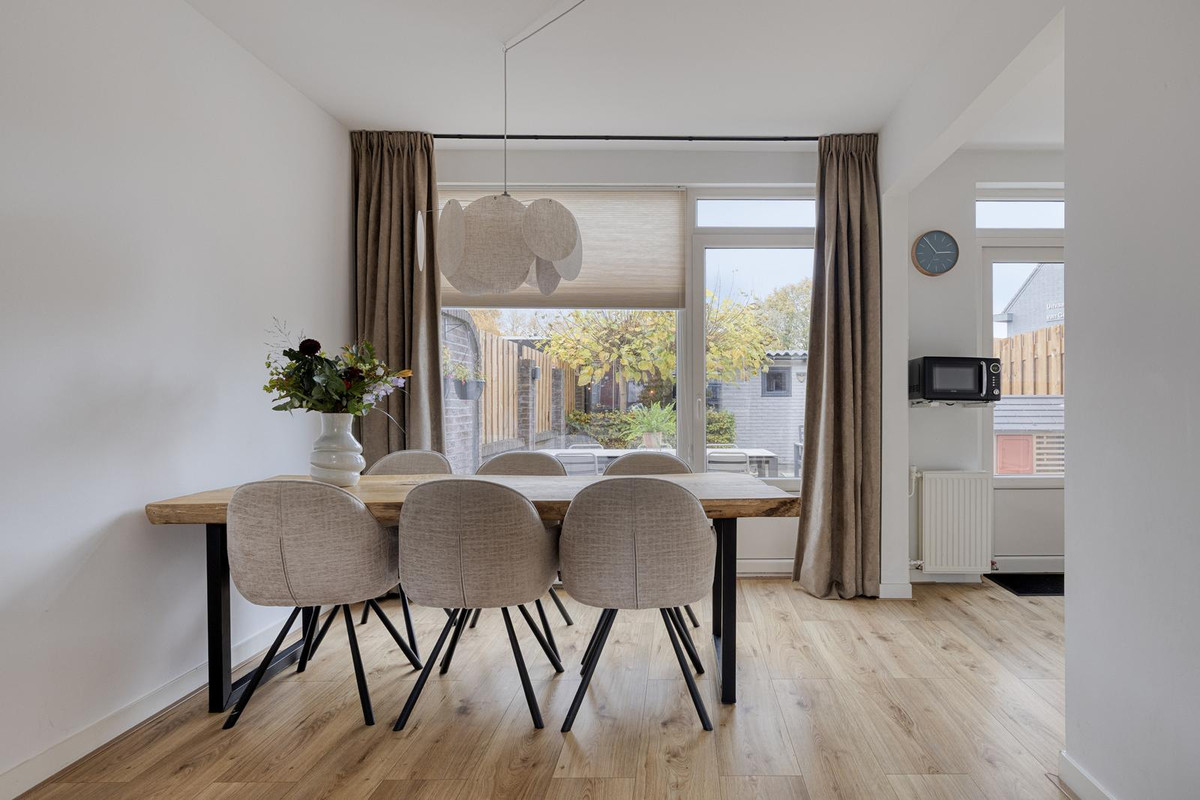 Tussenwoning te koop: Dr. Struyckenstraat 240, Breda