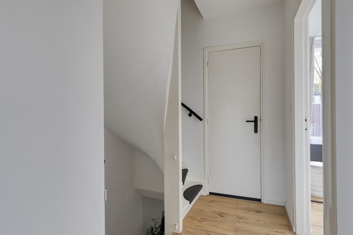 Tussenwoning te koop: Dr. Struyckenstraat 240, Breda