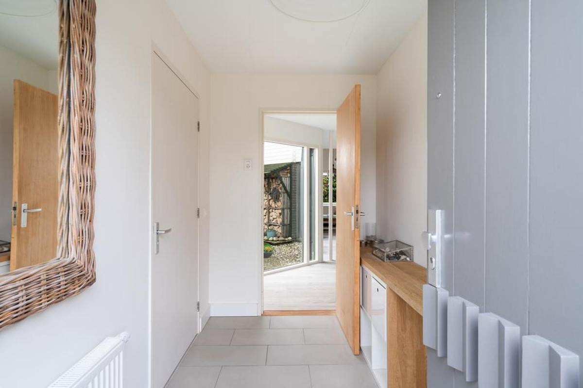 Tussenwoning te koop: Wagnerlaan 4, Waddinxveen