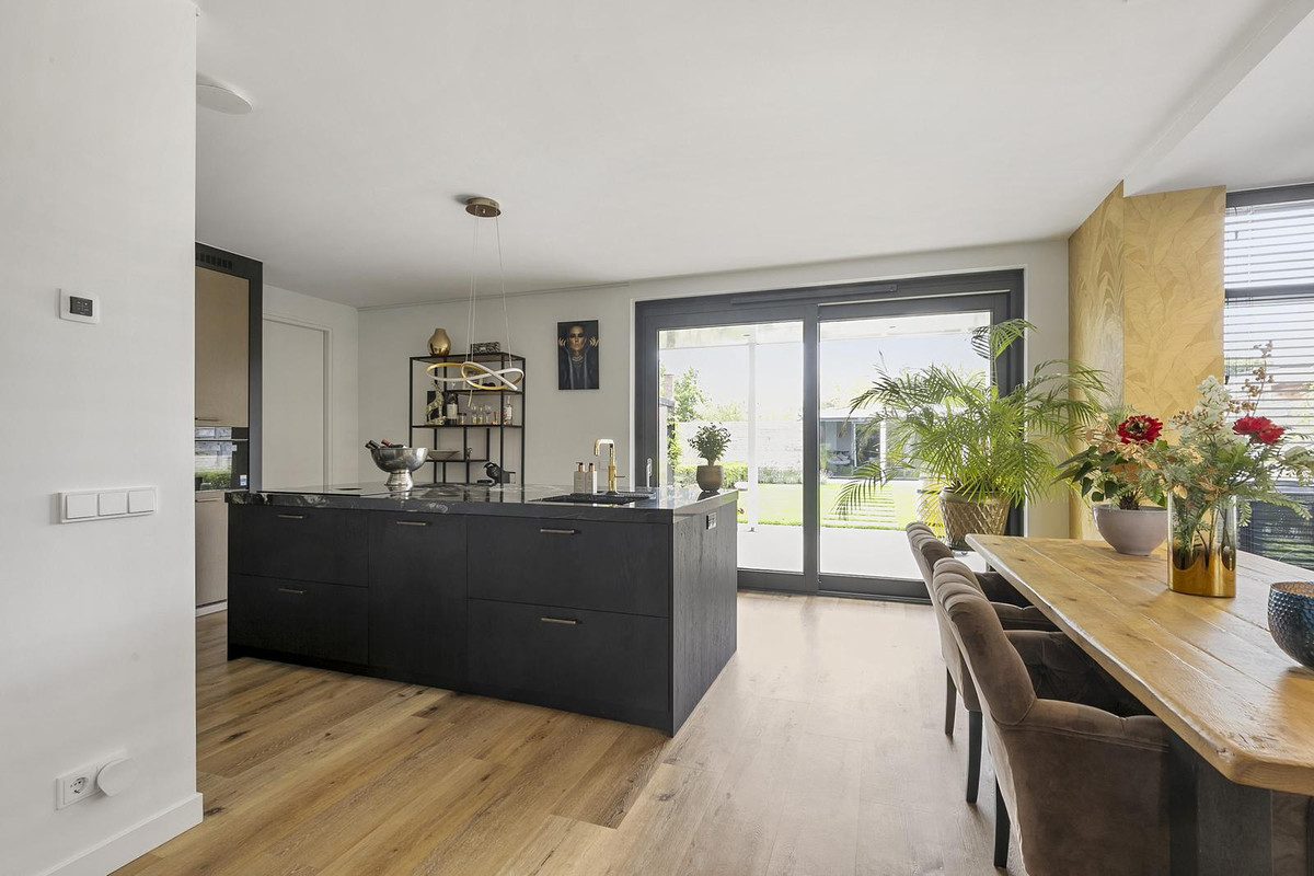 Vrijstaande woning te koop: Limes 18, Huissen