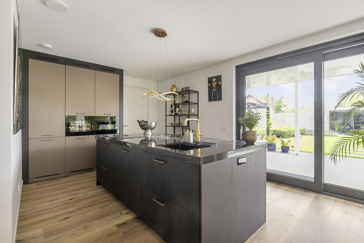 Vrijstaande woning te koop: Limes 18, Huissen