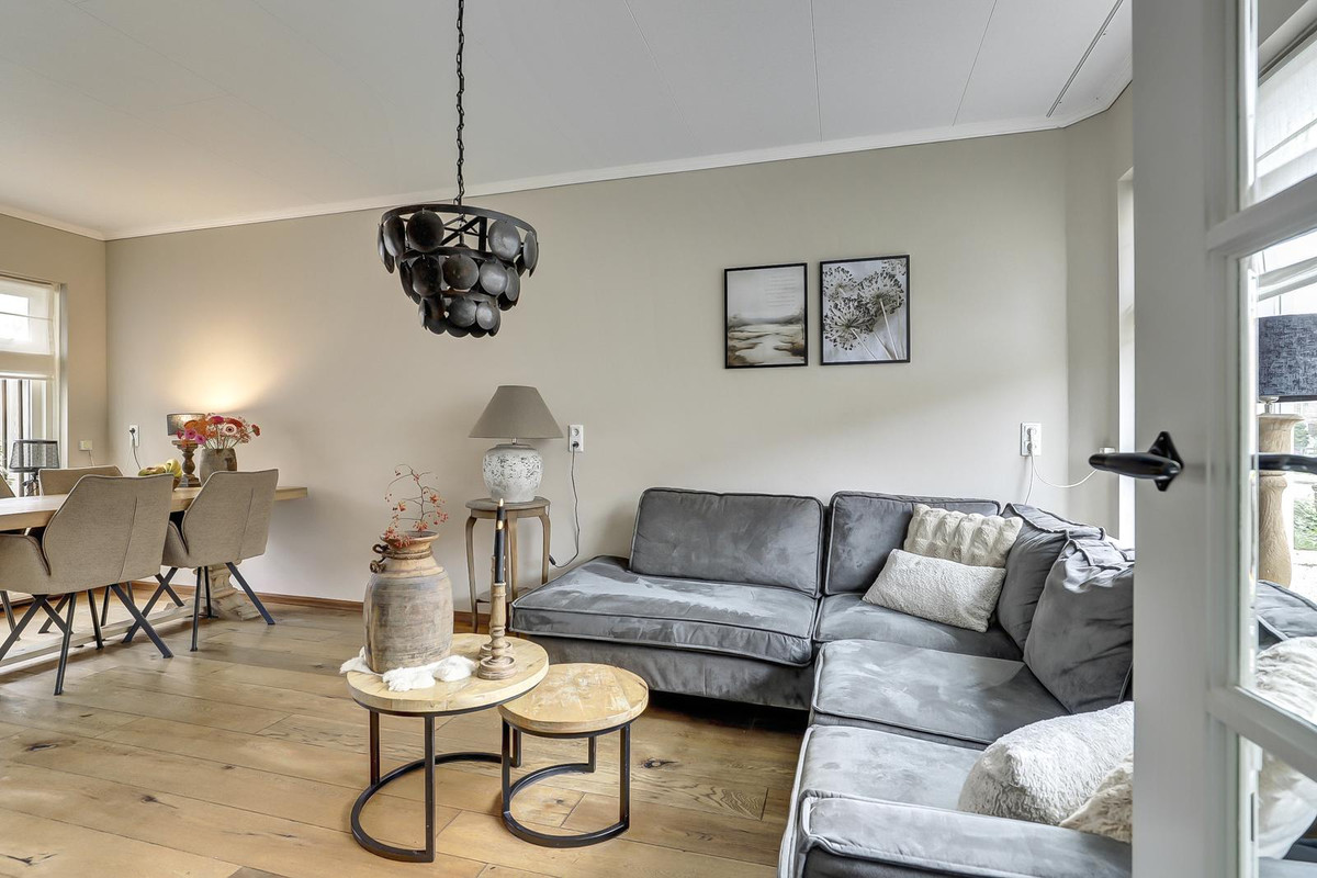 Tussenwoning te koop: Morlodestraat 10, Krabbendijke