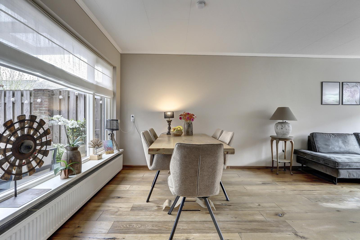 Tussenwoning te koop: Morlodestraat 10, Krabbendijke