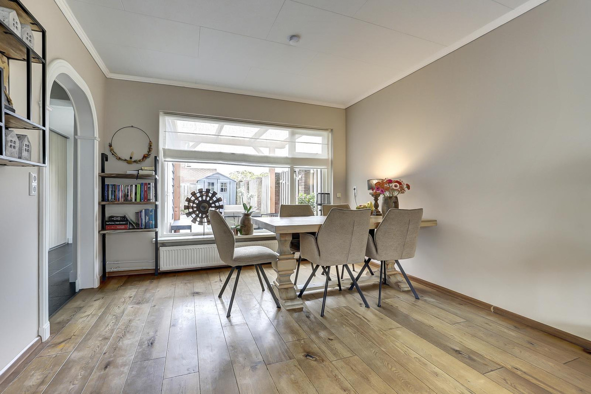 Tussenwoning te koop: Morlodestraat 10, Krabbendijke