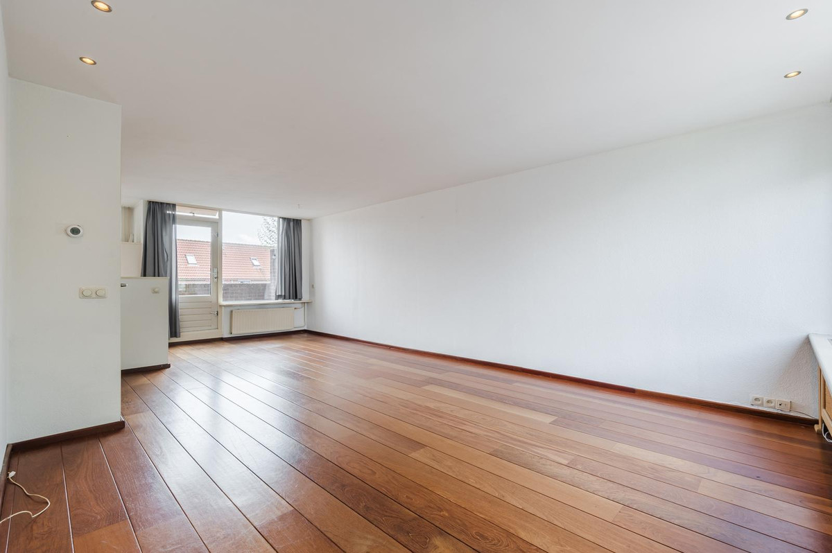 Appartement te koop: Hooftstraat 98, Alphen Aan Den Rijn