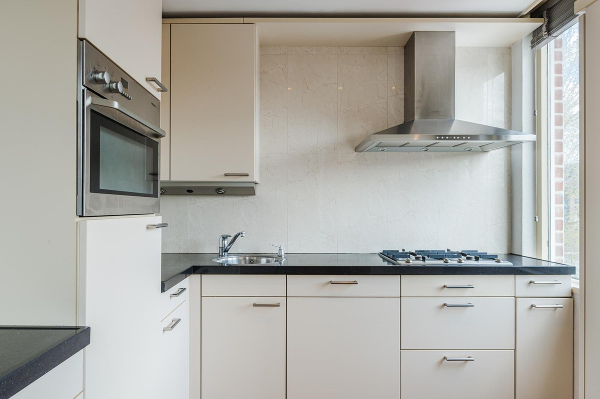 Appartement te koop: Hooftstraat 98, Alphen Aan Den Rijn