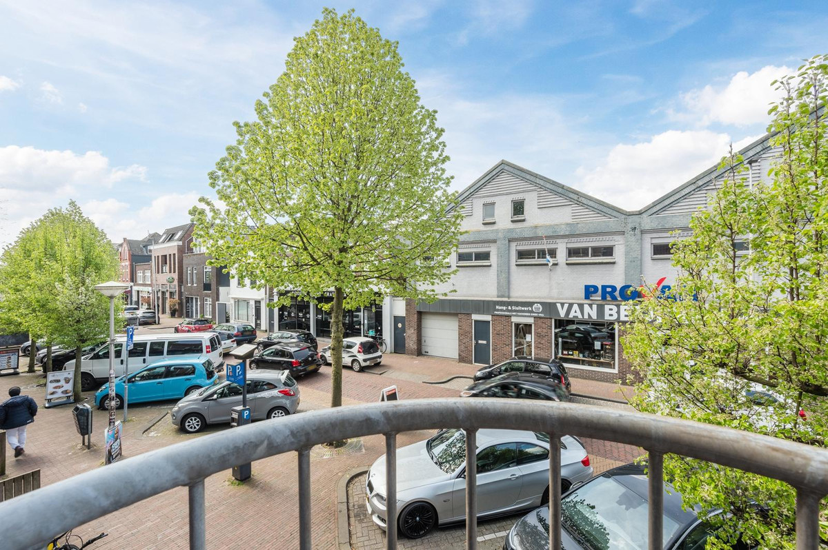 Appartement te koop: Hooftstraat 98, Alphen Aan Den Rijn