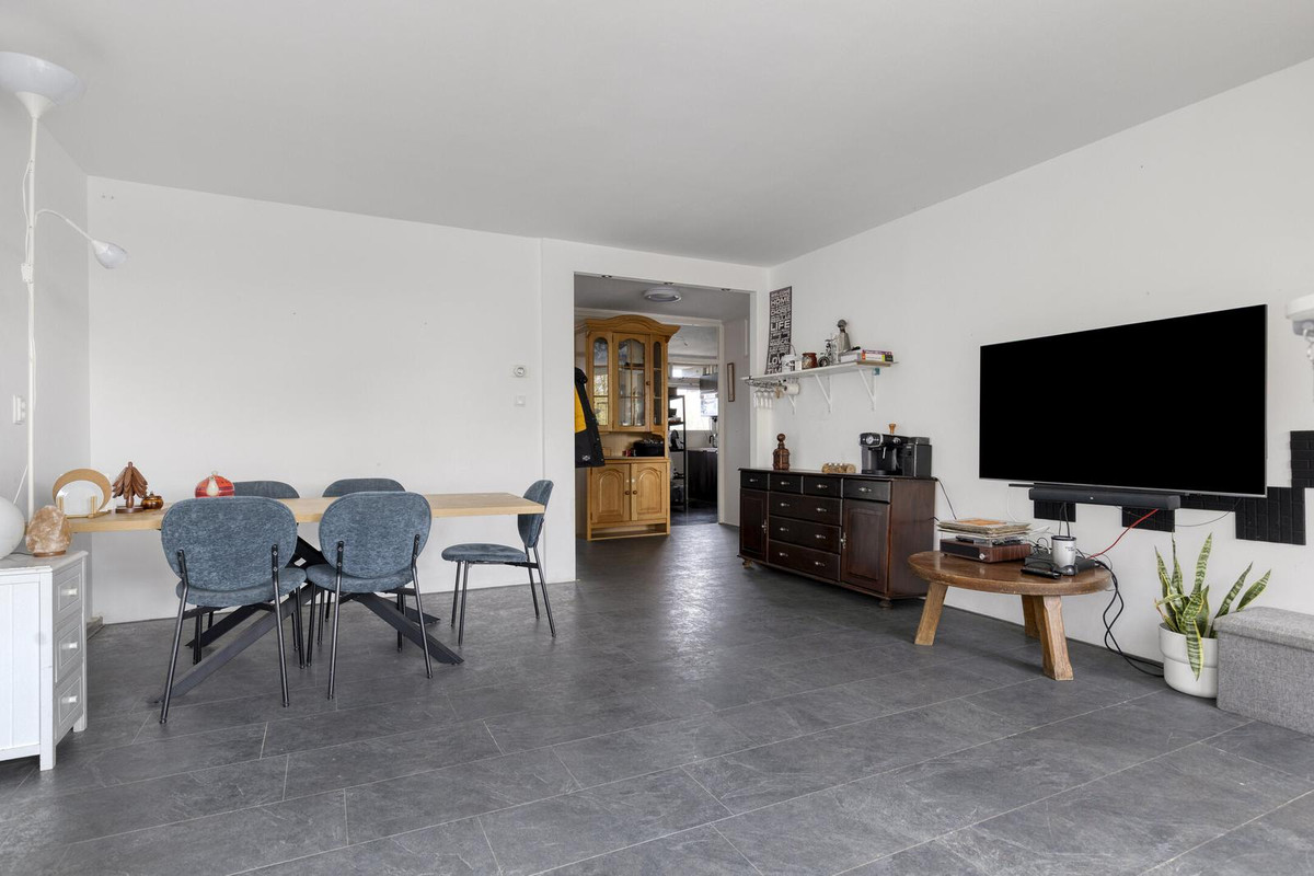 Appartement te koop: Oost-Dorsch 37, Zaandam