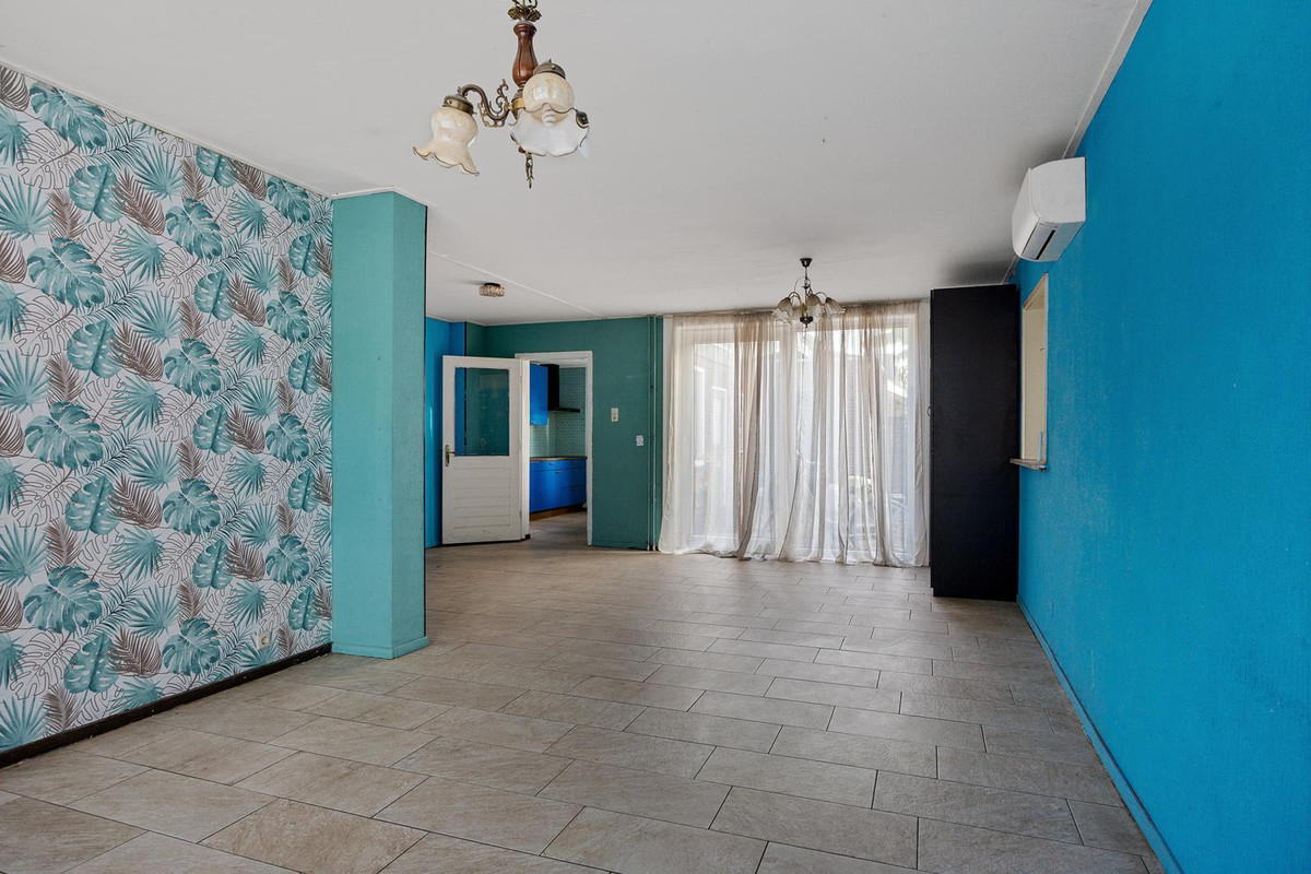 Tussenwoning te koop: Oldenzaalsestraat 230, Hengelo