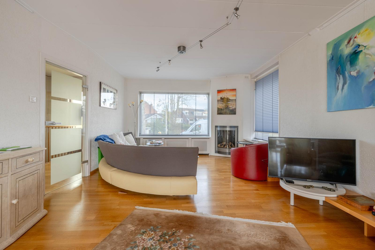 Vrijstaande woning te koop: Tijsjesdijk 57, Rhoon