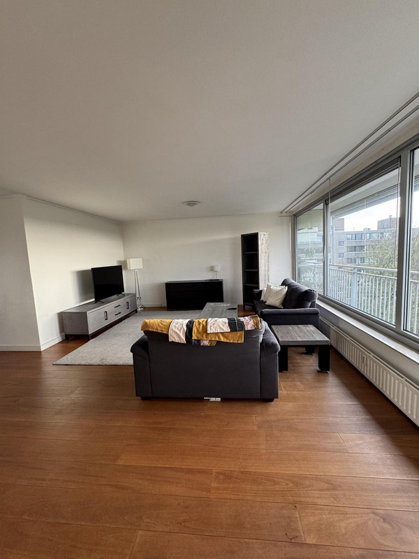 Appartement te huur: J.J. Slauerhofflaan 27, Delft
