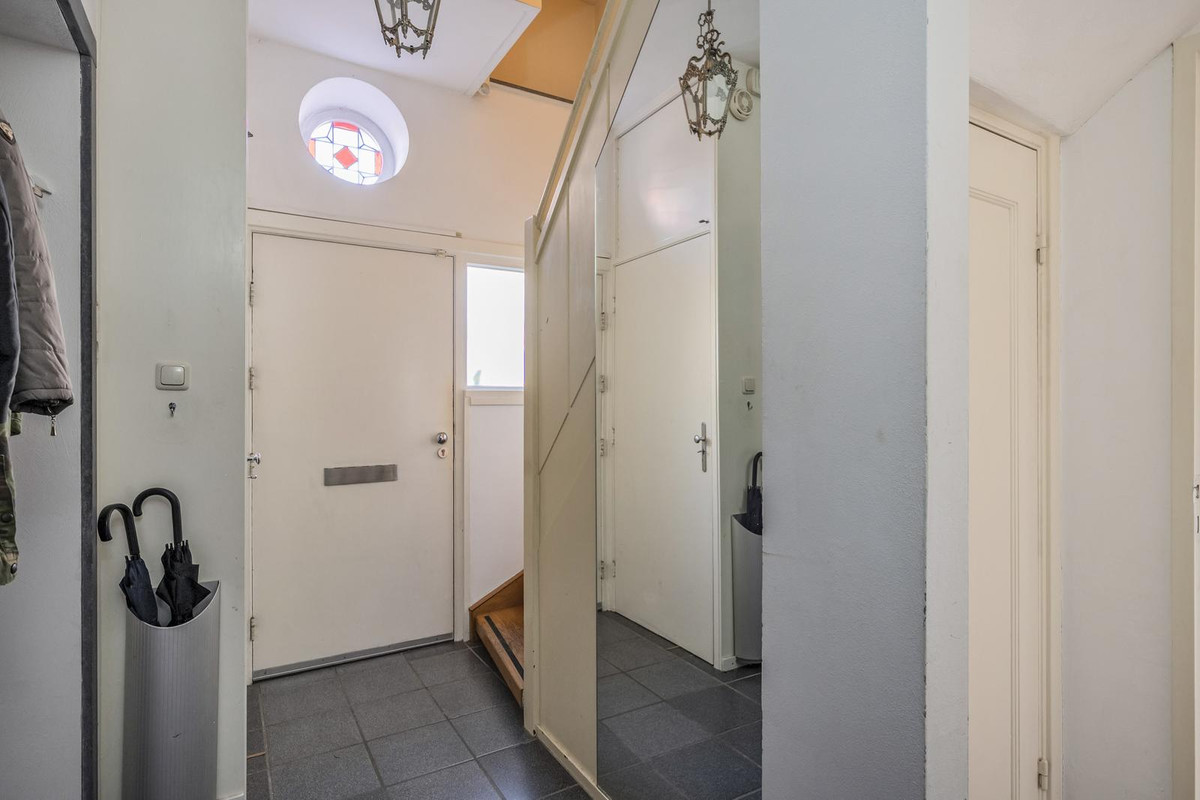Tussenwoning te koop: Burg. Cremersstraat 27, Nuth