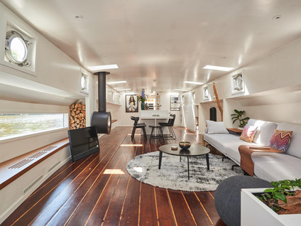 homes for rent on Oudeschans 64Z