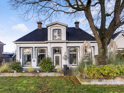 Oosteinde 51