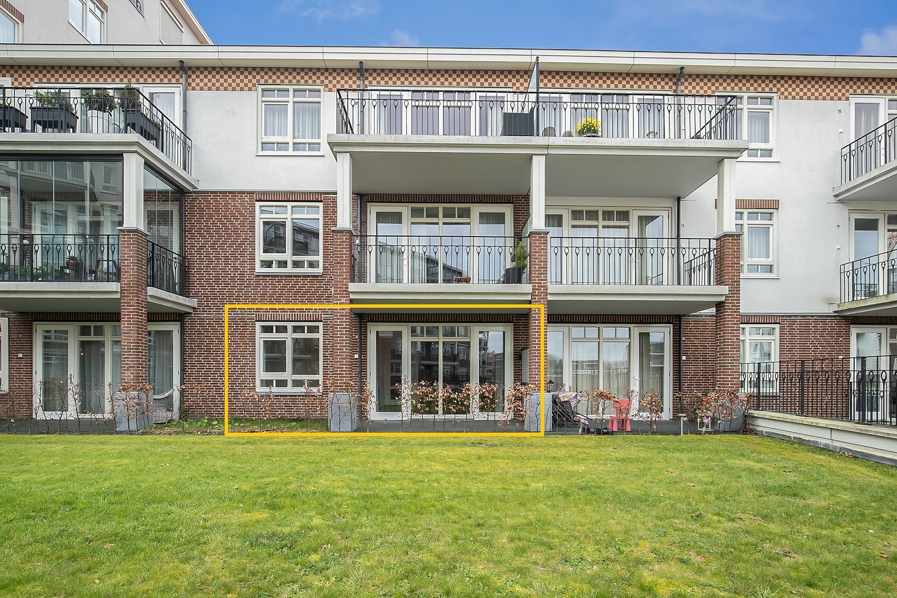 Galerijflat aan De Klok 409, Rijnsburg