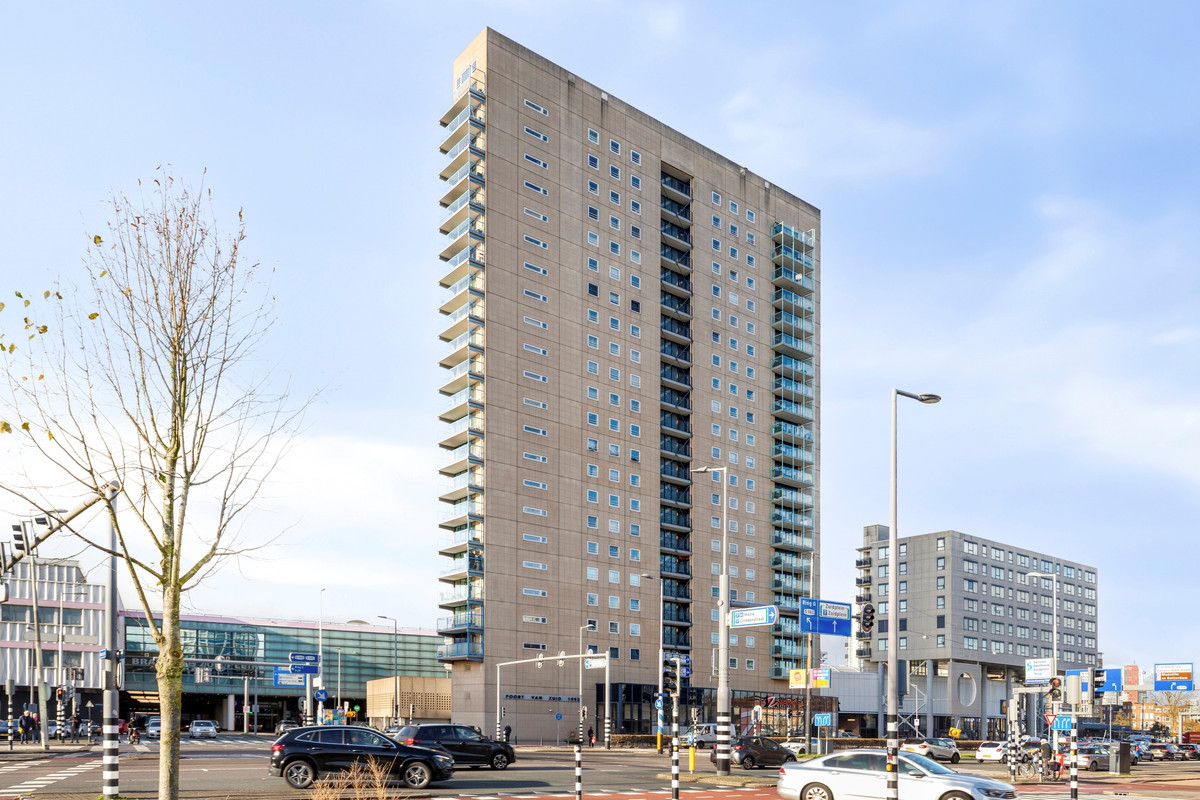 Appartement te koop: Strevelsweg 729, Rotterdam