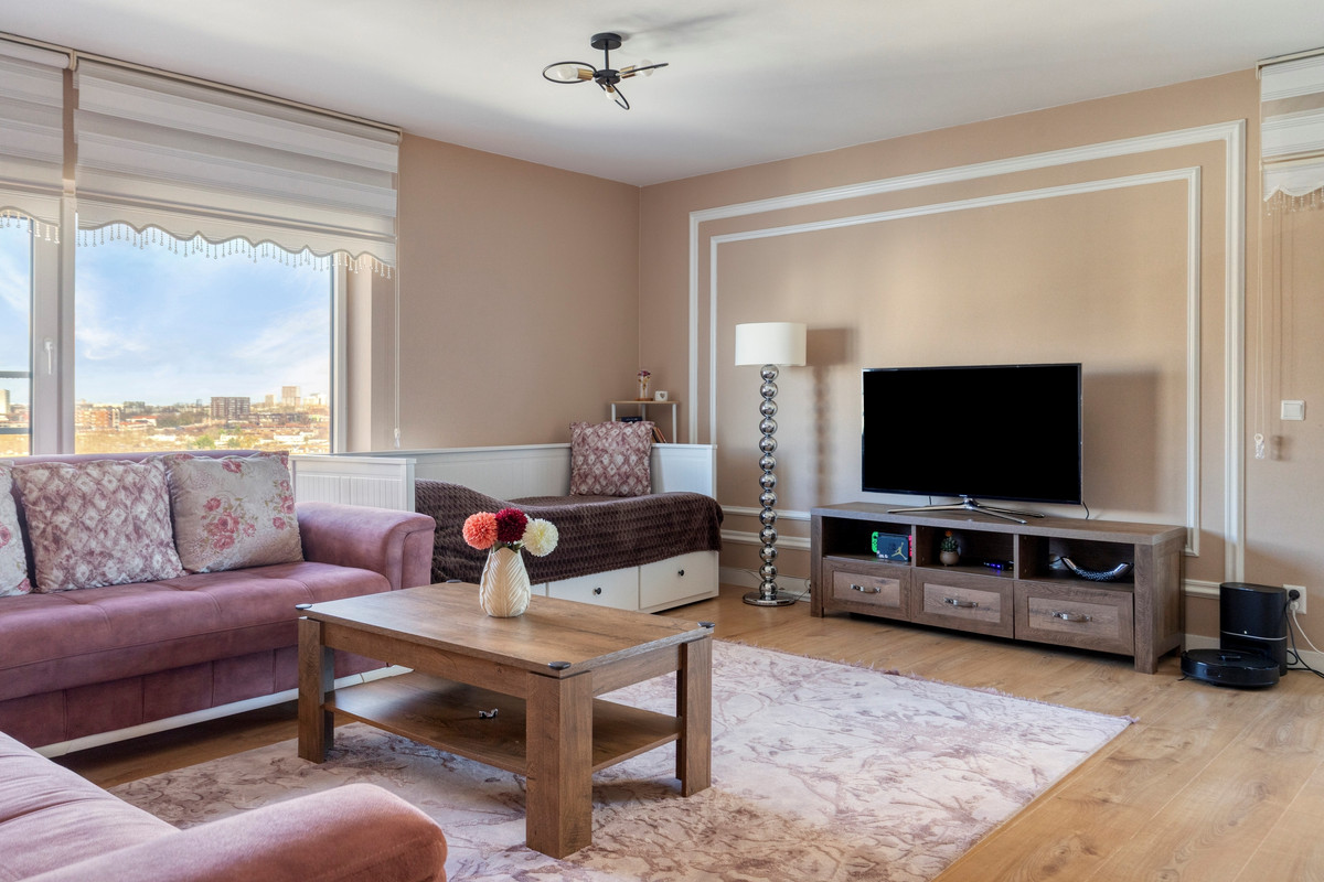 Appartement te koop: Strevelsweg 729, Rotterdam