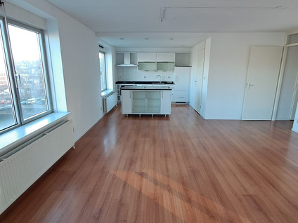 free-sector-houses for rent on Willem Molenbroekplein 32