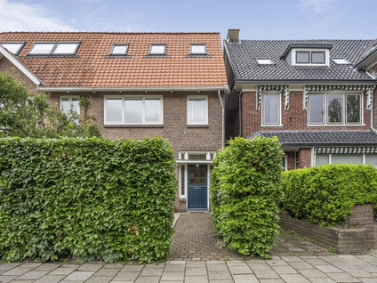 private-rentals for rent on Oranje Nassaulaan 65