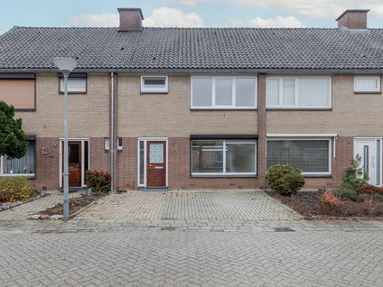 free-sector-houses for rent on Plesmanstraat 3