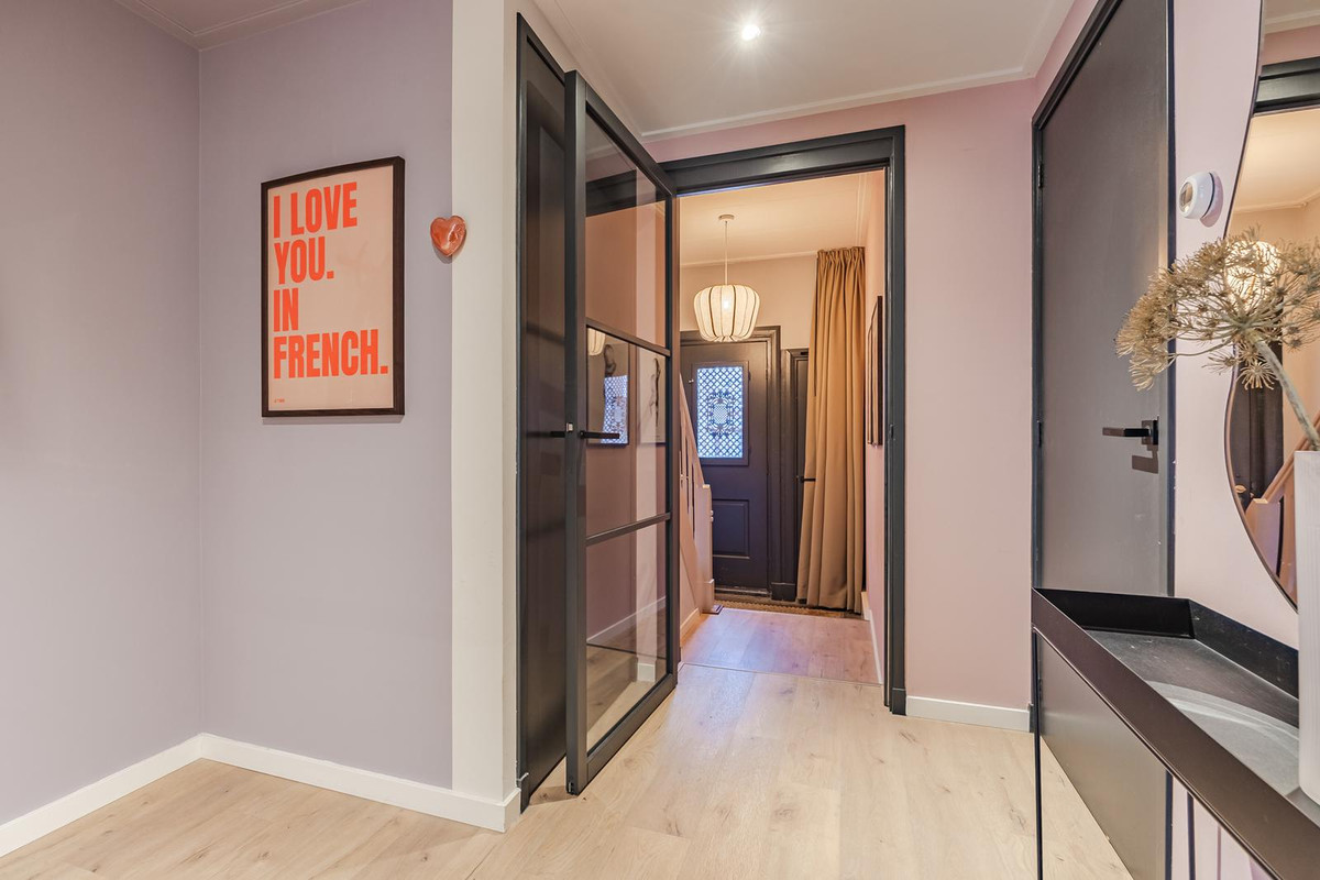 Tussenwoning te koop: Burgemeester Geillstraat 36, Terneuzen