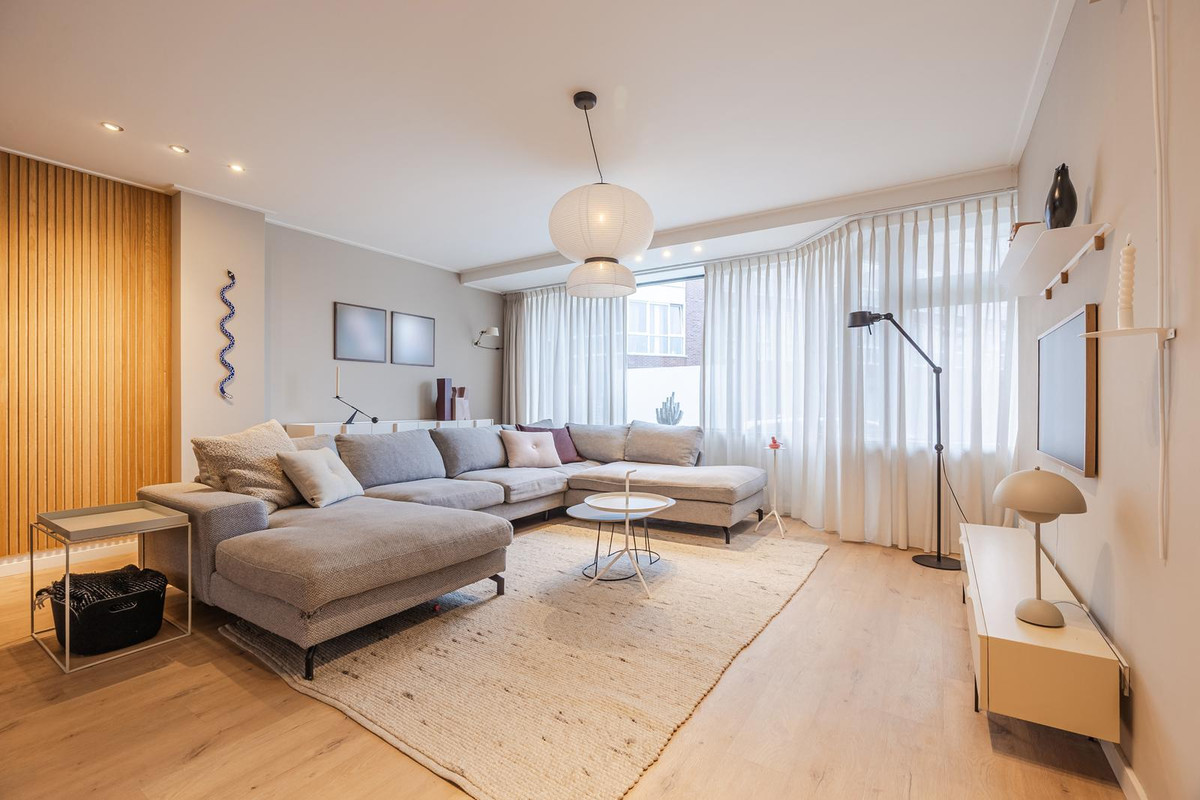 Tussenwoning te koop: Burgemeester Geillstraat 36, Terneuzen