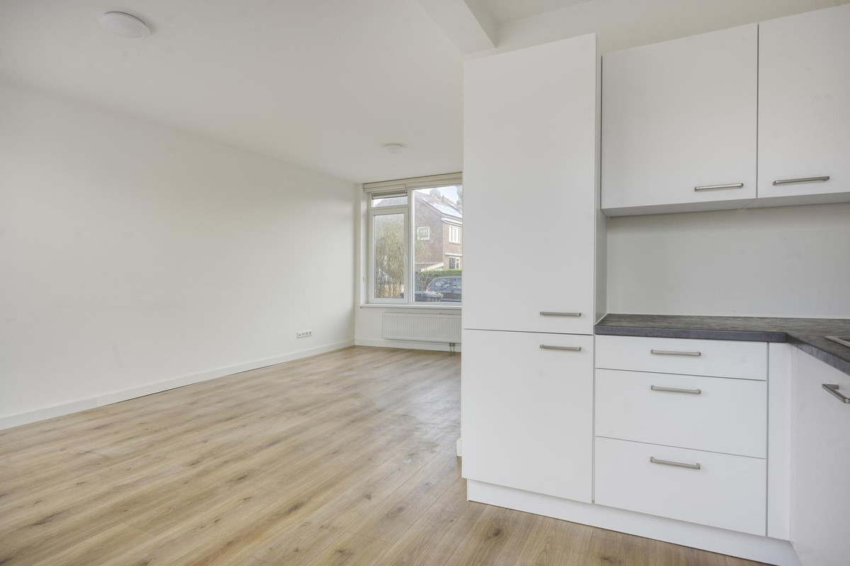Tussenwoning te koop: Leliestraat 29, Wormerveer
