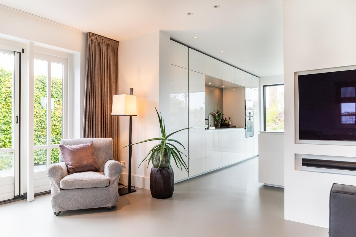 Vrijstaande woning te koop: Oosteinderweg 59A, Aalsmeer