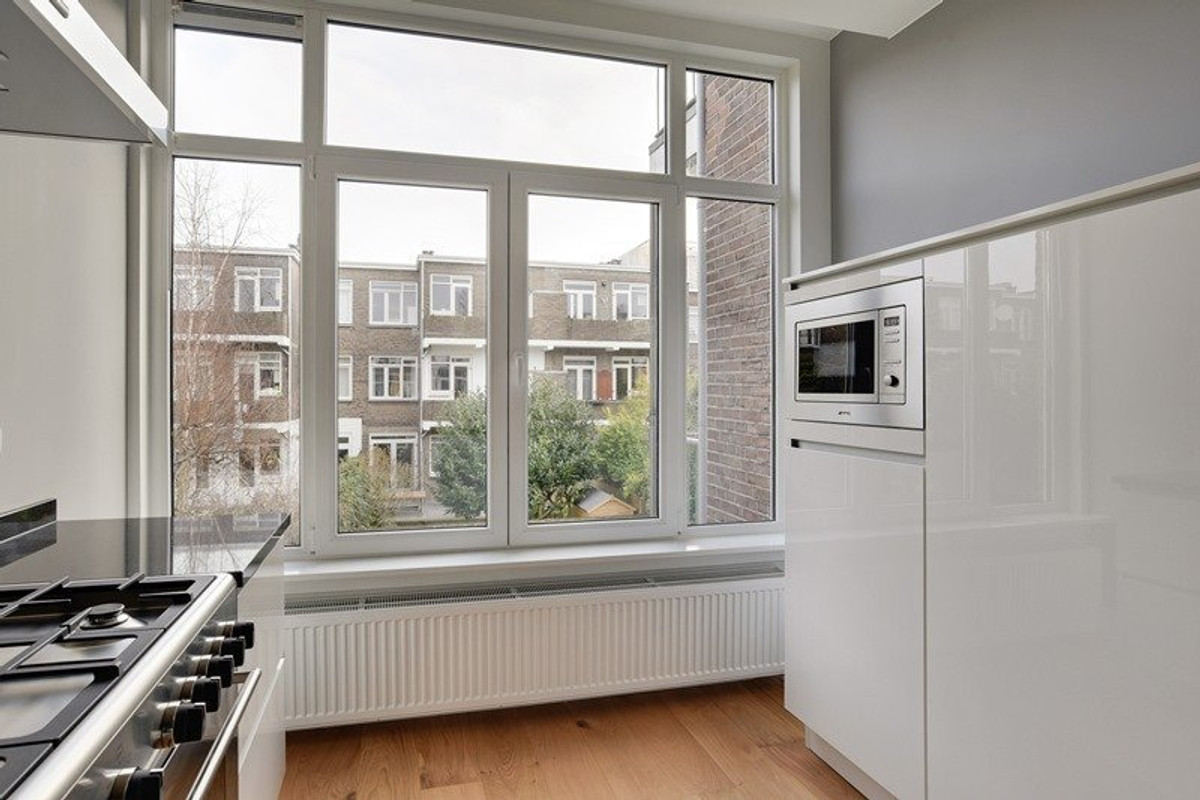 Appartement te huur: Stuyvesantstraat 160, 'S-Gravenhage