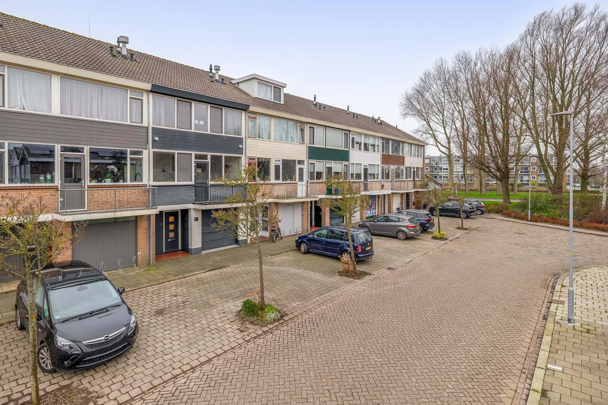 Tussenwoning te koop: Harpoenierstraat 36, Den Helder