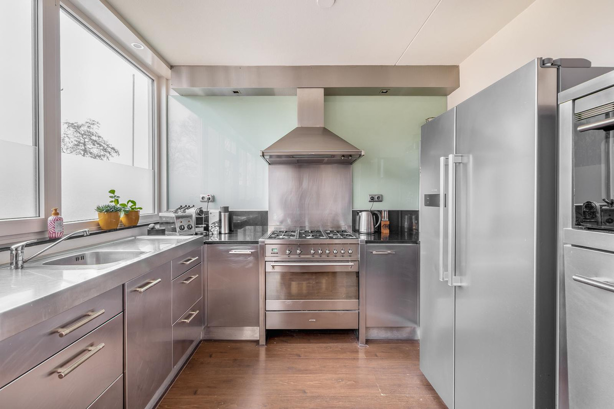 Tussenwoning te koop: Harpoenierstraat 36, Den Helder