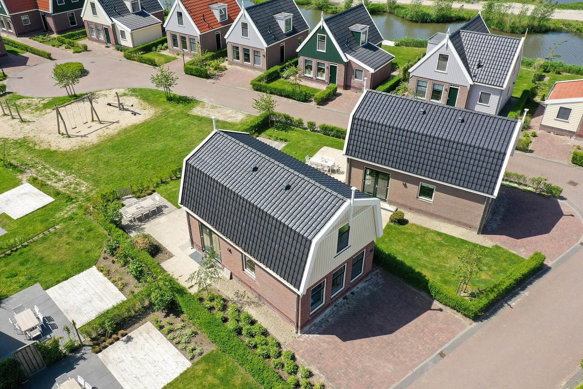 Vrijstaande woning te koop: Zeedijk 2-315, Uitdam