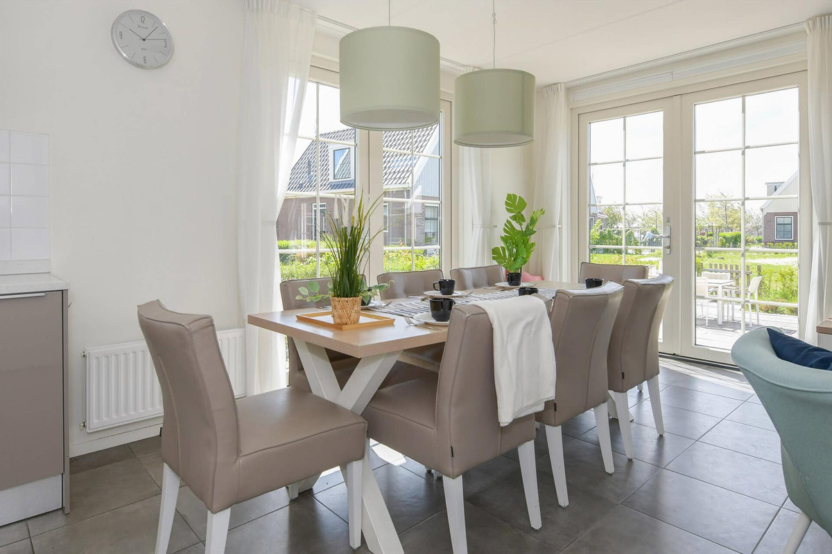 Vrijstaande woning te koop: Zeedijk 2-315, Uitdam