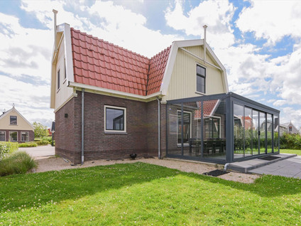 Zeedijk 2 627