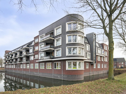 Tamboer 8