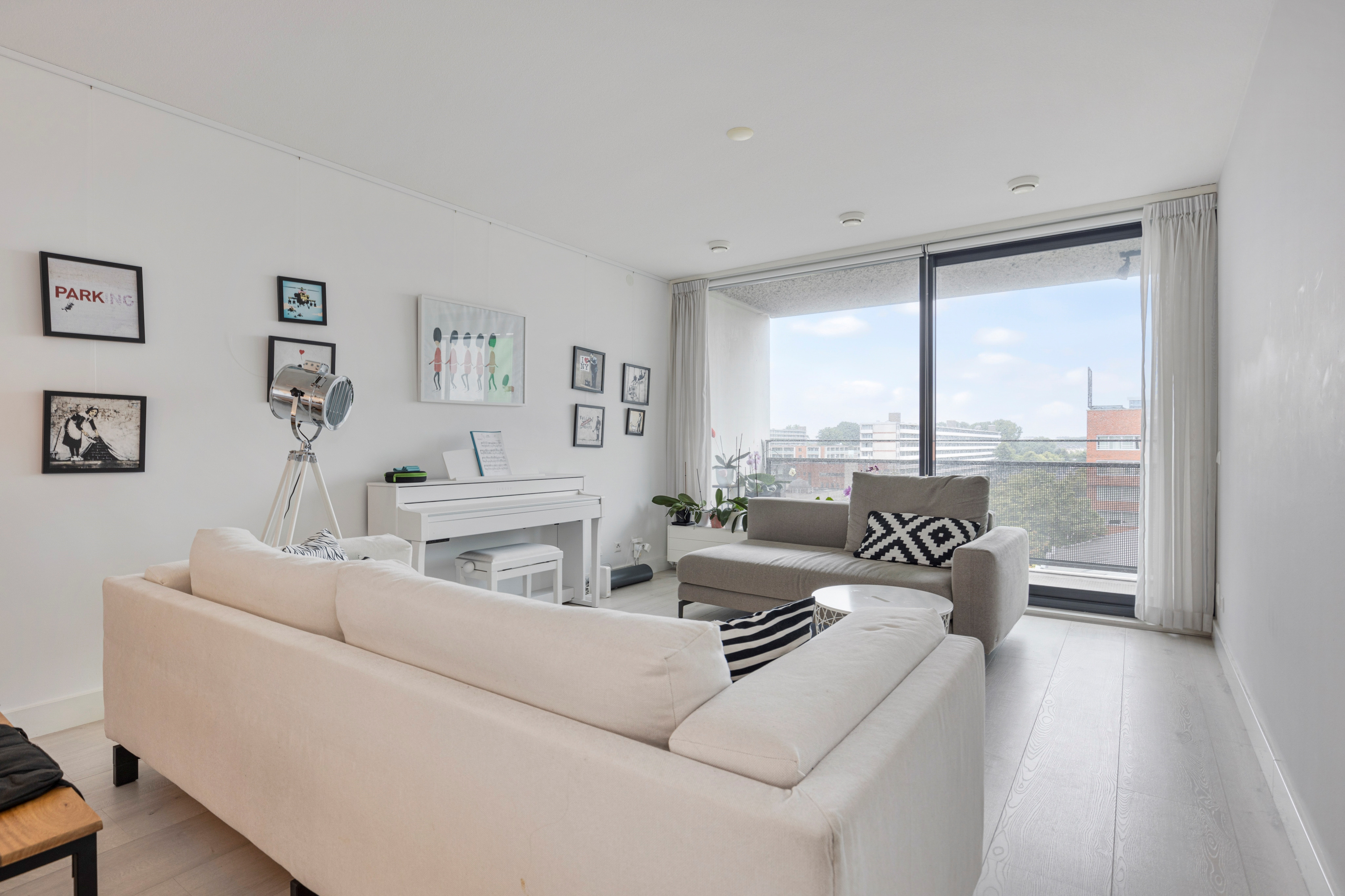 Bovenwoning aan Willy Sluiterstraat 34, Amsterdam