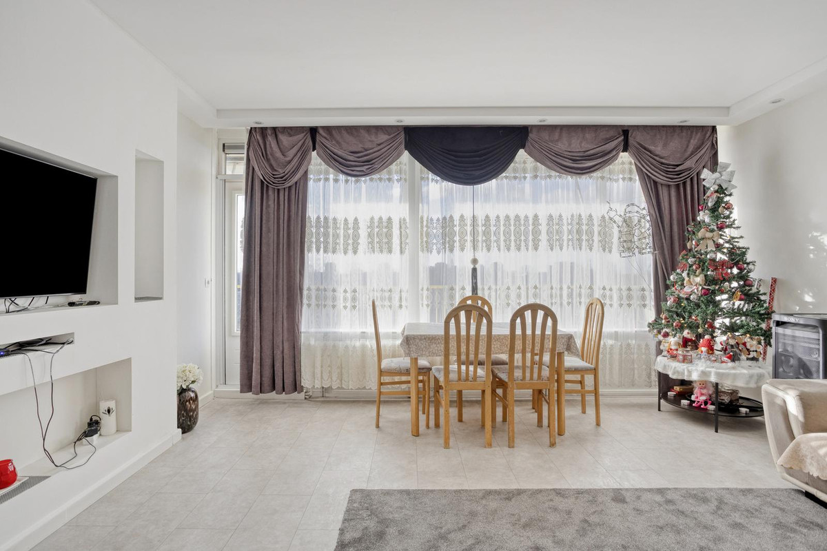 Appartement te koop: Pharus 149, Zaandam