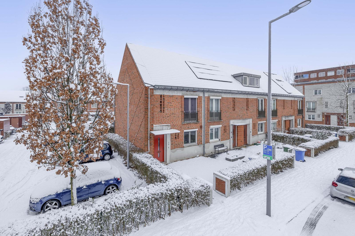 Hoekwoning te koop: Ossenisseweg 13, Rotterdam