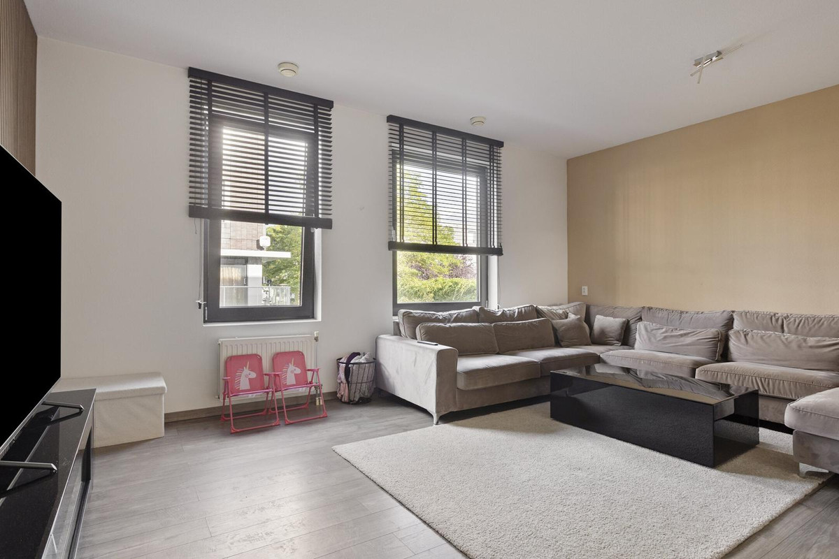 Tussenwoning te koop: Beeldsnijdersgaarde 36, 'S-Gravenhage