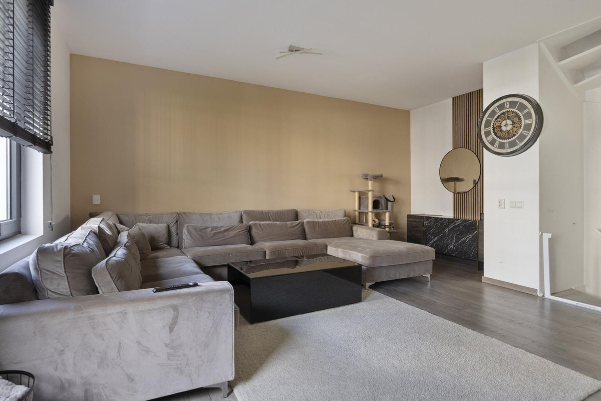 Tussenwoning te koop: Beeldsnijdersgaarde 36, 'S-Gravenhage