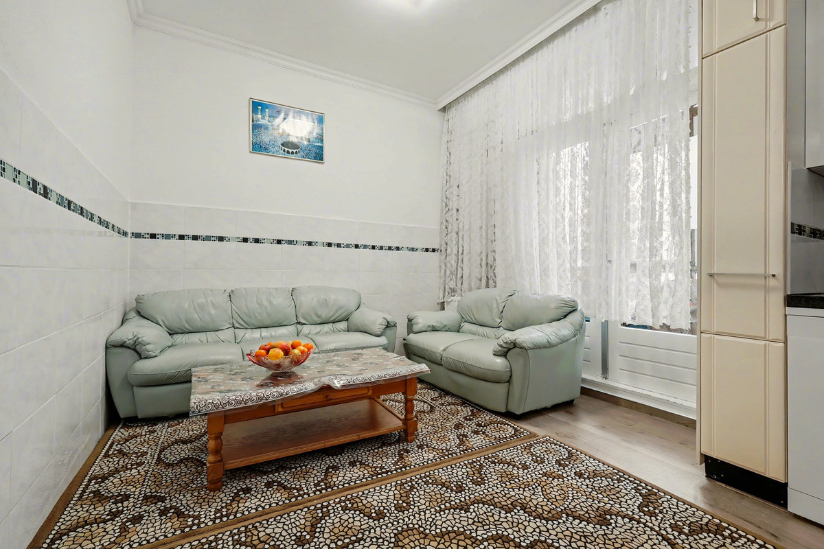 Appartement te koop: Newtonstraat 385, 'S-Gravenhage