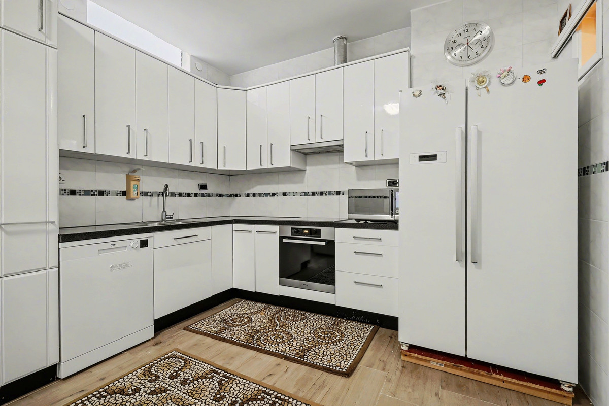 Appartement te koop: Newtonstraat 385, 'S-Gravenhage