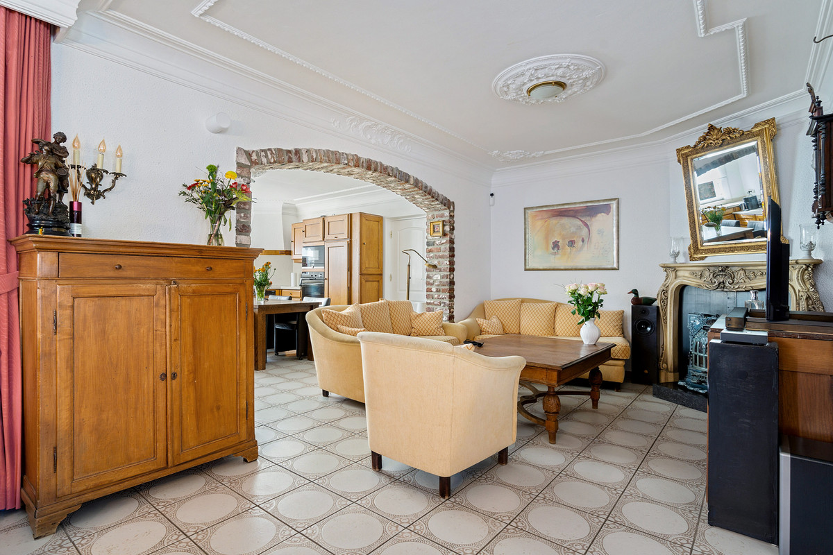 Vrijstaande woning te koop: Halewijnstraat 8, Geleen