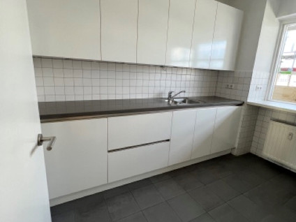 private-rentals for rent on Kruiskade 119N