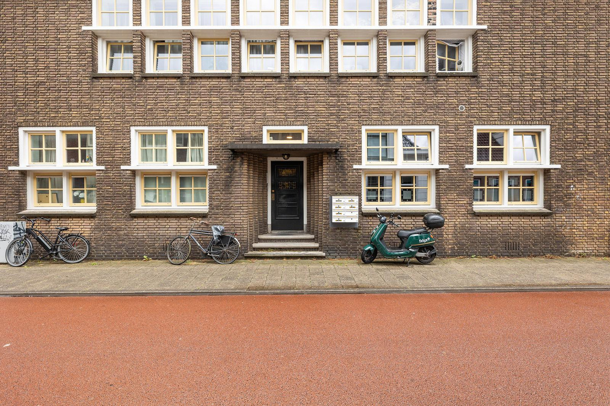 Appartement te koop: Van Karnebeekstraat 69F, Zwolle
